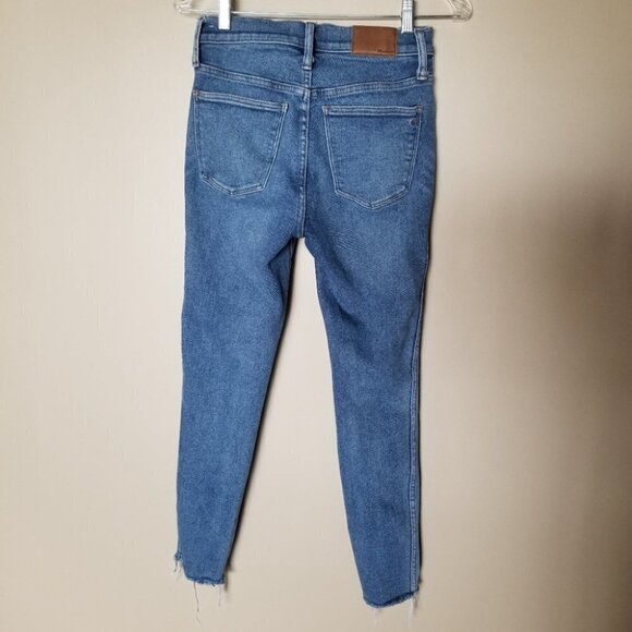 Madewell  10" High-Rise 26 Skinny Jeans Button-Front Edition - Picture 3 of 13